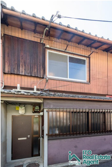 外観：326000210329