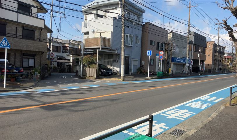 景色重視でお家選ぶをするとスーパーが遠い！学校が遠い！など生活をするうえで利便性で困ることもあります。まず一度現地を見学する際に、周辺の施設などがあるかを確認し、暮らし始めた後のことを想像しましょう。