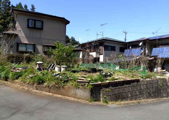 物件の詳細については、現地を見てわかること以外に、役所や法務局などで調べないとわからないことがあります。そのため、現地に行く場合は、もしこの物件を買ったらどのような生活ができるかをイメージしましょう。