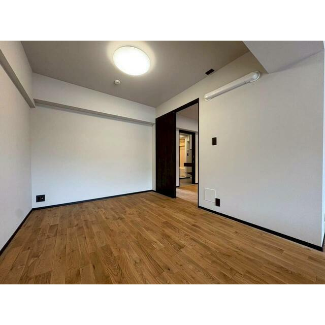 11.6帖あるお部屋はご家族構成に合わせて2部屋に分けることもできます