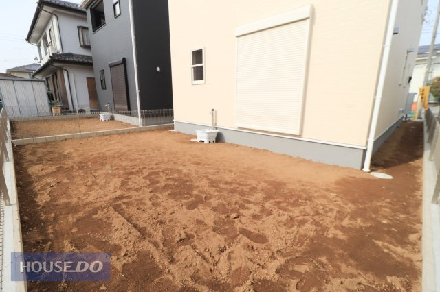 【お庭】くつろぎの時間は気兼ねなく☆お庭に手をいれるのも楽しみですね♪色々な使い方ができます！お好みでカスタマイズはいかがでしょうか。