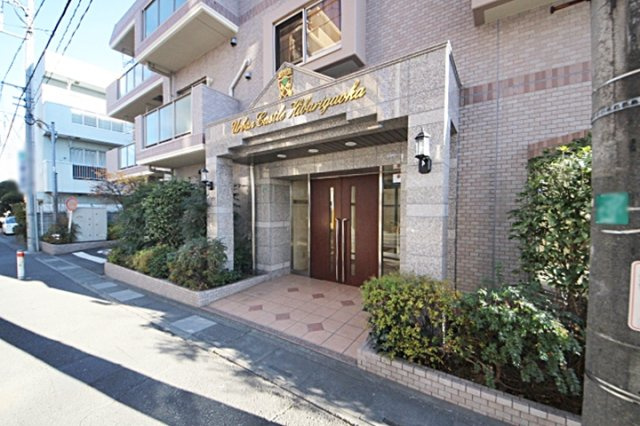 徒歩10分圏内に小学校・スーパー・コンビニ・郵便局・公園・栗原出張所など周辺環境充実