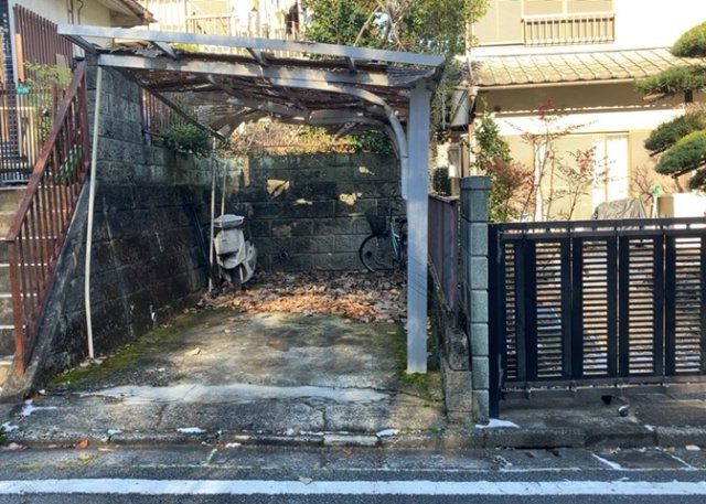 人が暮らすうえで日光は大切な要素となります。日当たりの良さは譲れないポイントですね。併せて近くに大きな建築物の建築予定がないか、あるいはそれが可能な土地が近くにないか事前に確認することもお勧めします。