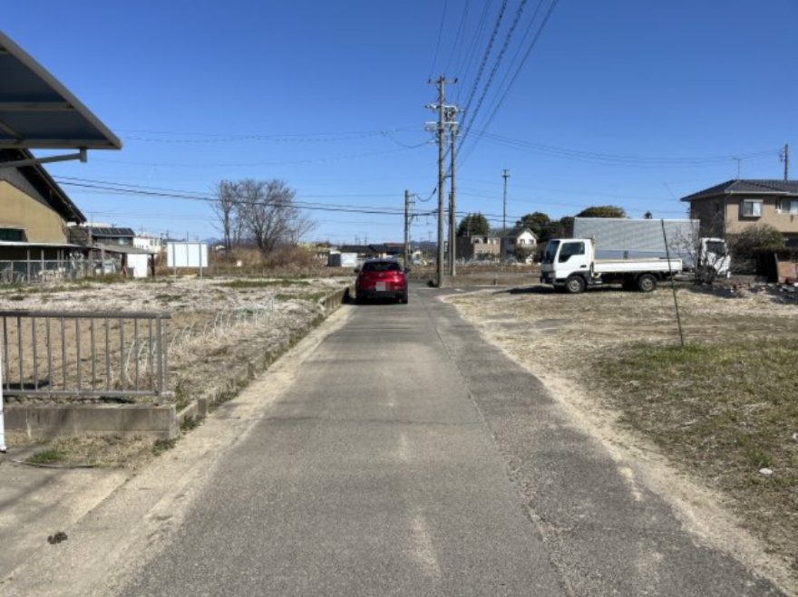 前面道路含む現地写真