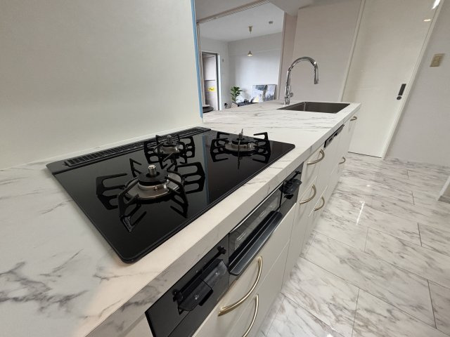 ☆Kitchen☆白を基調としたエレガントなキッチンスペース♪