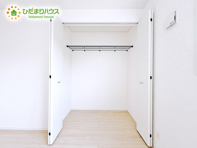 たっぷり収納いただけるので、毎日のコーディネートも楽しくなります♪