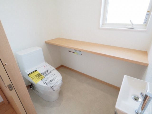 2023年6月　トイレ新品交換済み