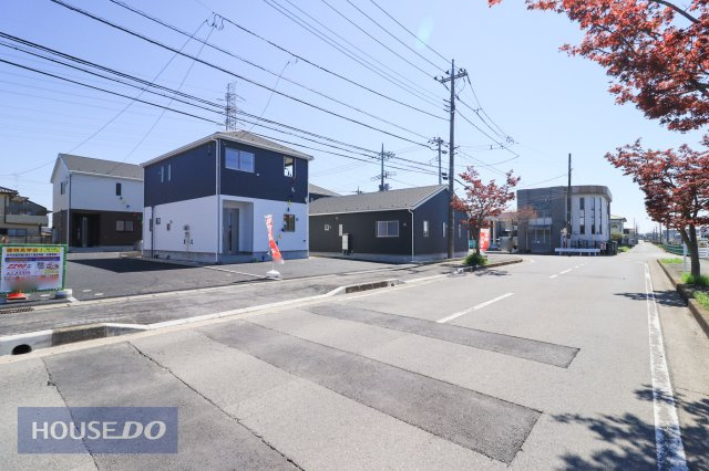【前面道路】道幅や駐車など、ご確認ください。