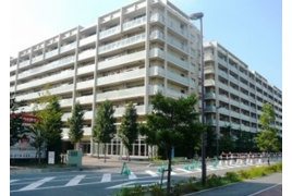 D'グラフォートレイクタウンD館の外観