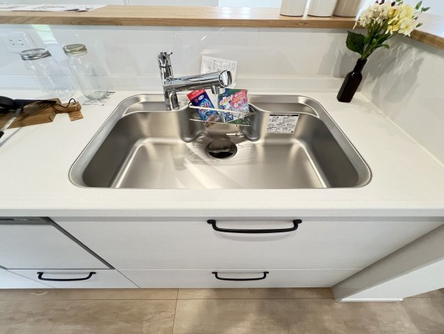 清潔感あふれるステンレスシンク
