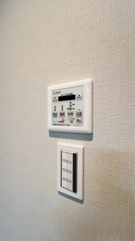浴室暖房換気乾燥機付き
