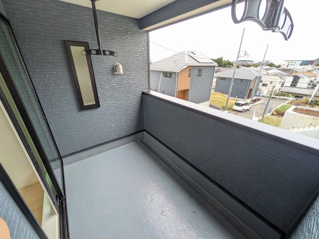 ～急な雨も安心のインナーバルコニーです～