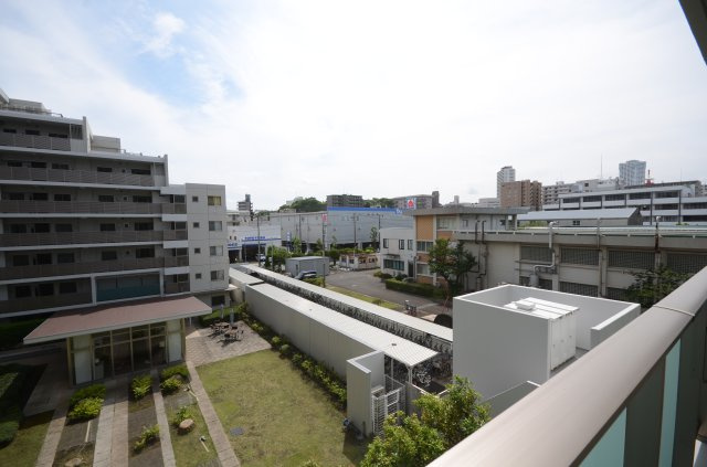 バルコニーから　西南西方面の眺望