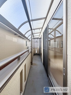 お洗濯に便利なバルコニー