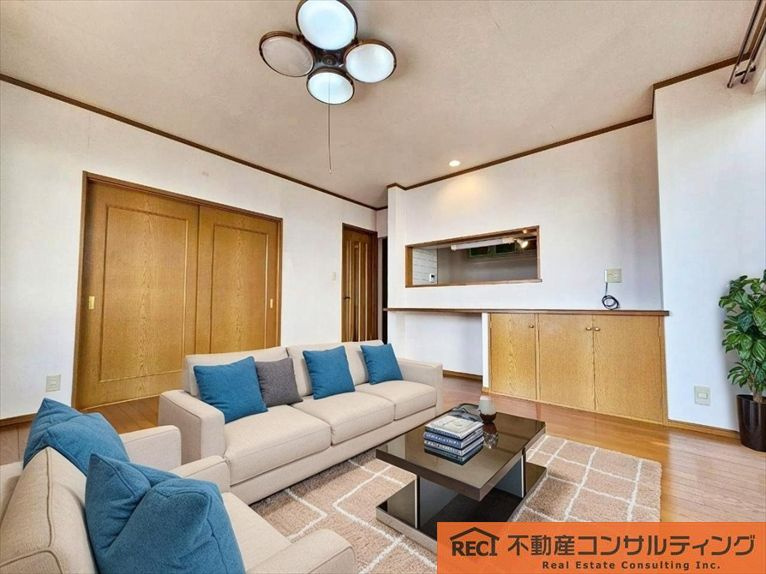 駐車スペース1台分あり！