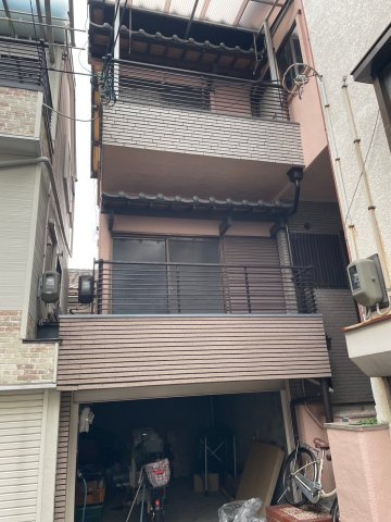 外観：327002229208