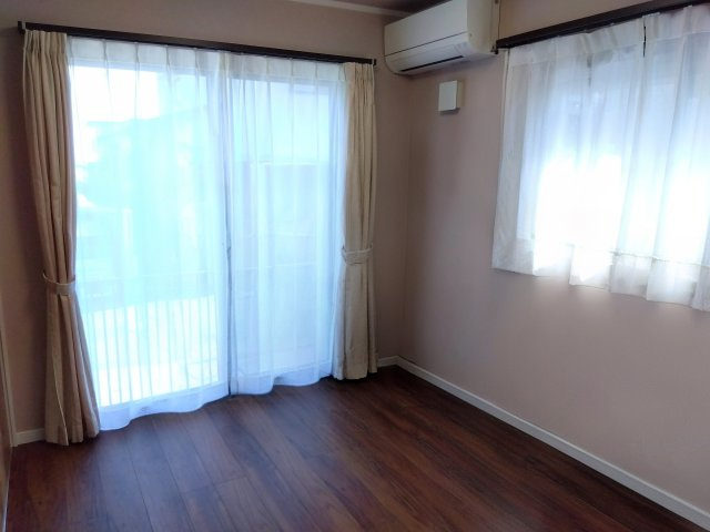 床の木目がお洒落です！