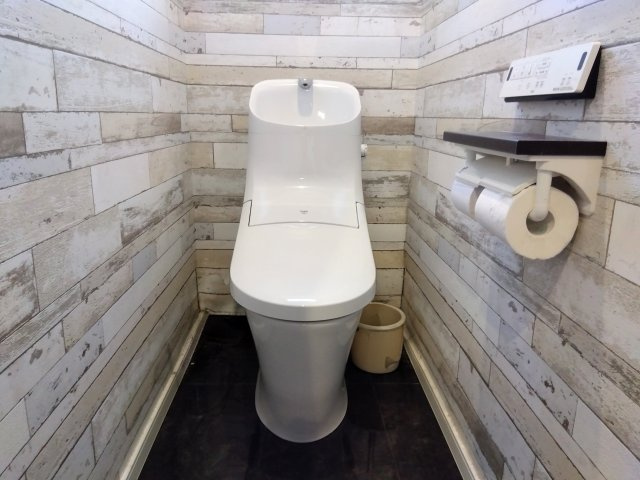 2階トイレもお洒落な内装です！