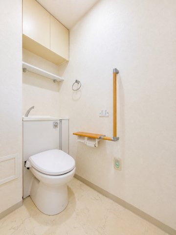 ◆清潔感のある白を基調とした落ち着ける空間。　※AI加工をしております。