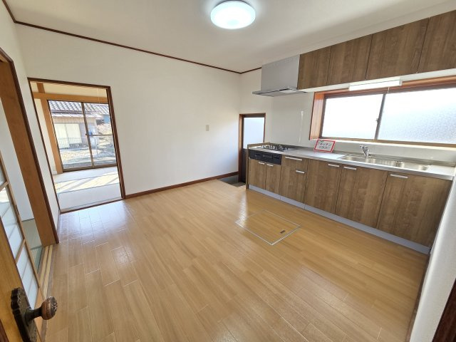 8帖のダイニングキッチンです。