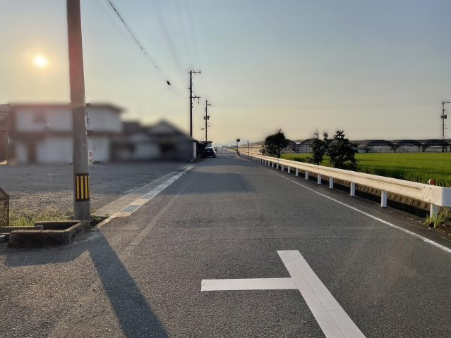 前面道路含む現地写真