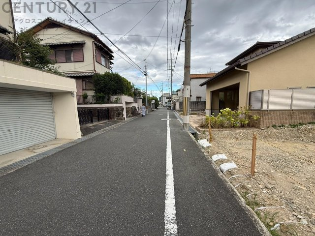 建築条件無し、お好みのハウスメーカーや工務店で建築していただけます。