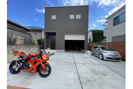 宇都宮市宝木本町　中古住宅の外観