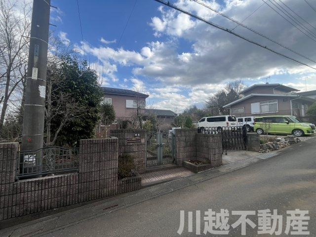 築34年ですがキレイな外観です