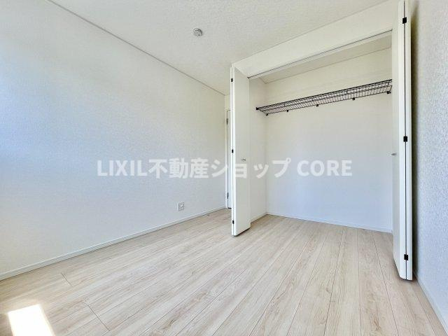 全居室に収納を完備しておりますので、居室の全空間を有効活用出来ます。　