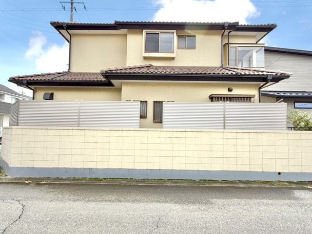 ■外観｜永く住むほどに愛着を深める、味わい豊かなデザインのオウチです♪まずはご見学ください♪