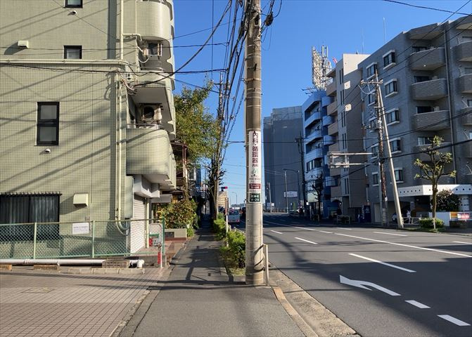 眺望の良さを楽しめるダイニングキッチンで家族団らんの時間を過ごしてはいかがでしょうか。バルコニーから見える景色を家族で眺める時間は、時間が経つのを忘れてしまいそうですね。是非、現地を見に行きましょう！