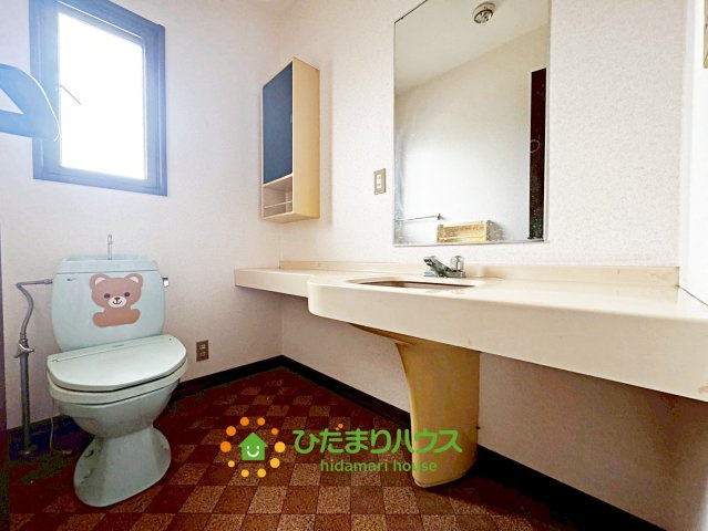 2Fトイレもございますので忙しい朝に取り合いになる事はありませんね。