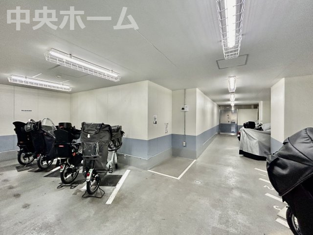 【自転車置き場】最新の空き状況や費用などの詳細は担当スタッフまでお問い合わせください。