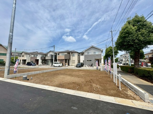 全4区画・自由設計で夢のマイホームはいかがでしょうか！花田小学校まで徒歩2分(約160ｍ)・中央中学校まで徒歩15分（約1200ｍ）！