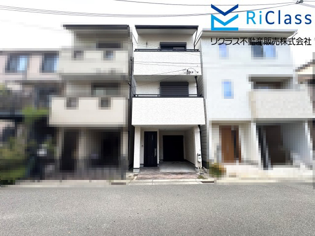 外観：328000627303