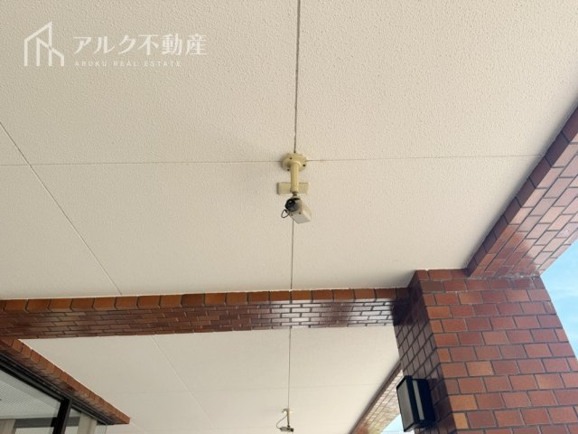 監視カメラ