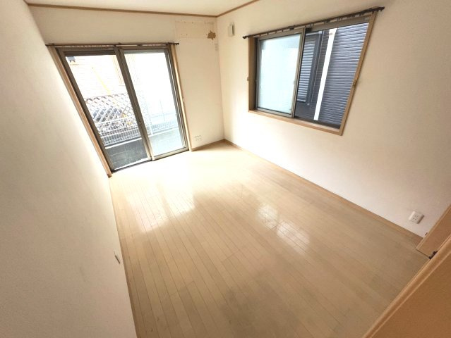 洋室・収納付きで、お部屋がすっきり片付きます。