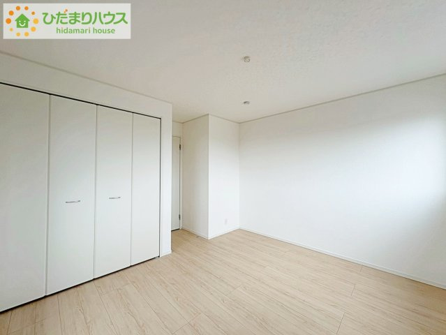 ゆとりのある主寝室！ご家族全員で寝れちゃいます(^^♪