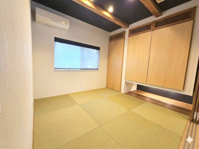 リビング横には4.5畳の和室があります！クローゼットで収納力も確保〇