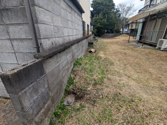 敷地が約75坪と広々としています。自由な間取りでお家が建てられます。駐車場を広く取る事も可能です。