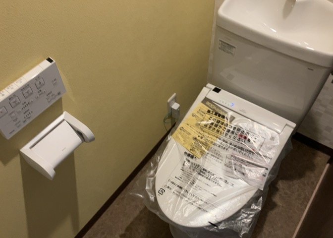 トイレは大きさや形、機能、抗菌性などが異なる多種多彩なタイプが各メーカーから出ています。それぞれに良さがあるため、事前にどういったタイプのトイレがいいのかをご家庭内で決めて、内見に行くといいでしょう。