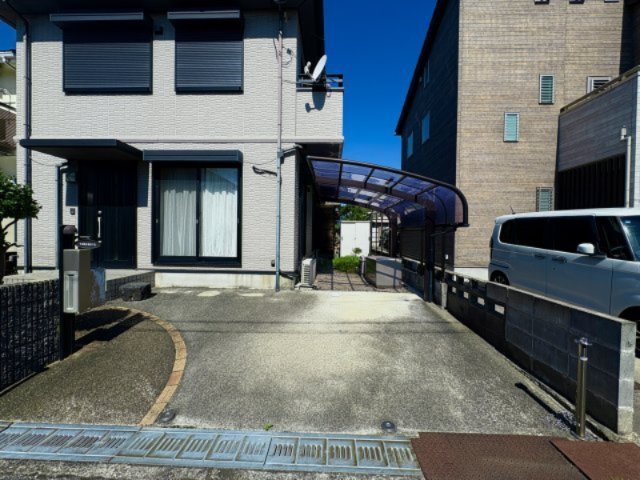 駐車場1台＋駐輪場
