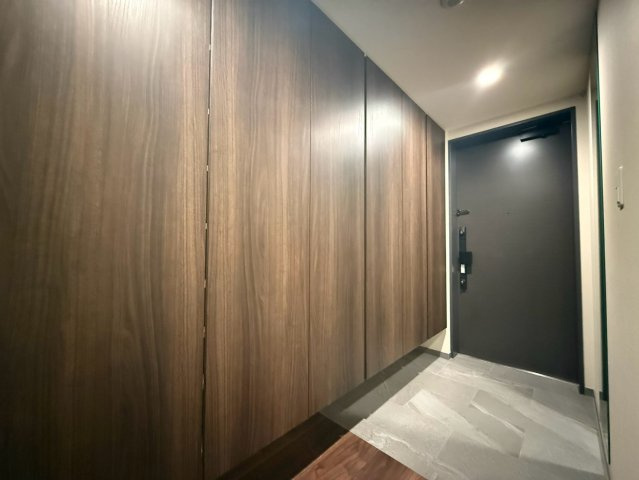 【玄関】靴好きには嬉しいたくさん収納できるシューズボックス完備です◎