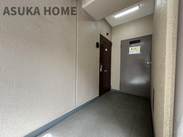 プライベート性の高い突き当りのお部屋です。