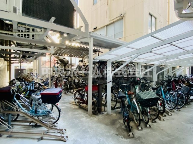 【自転車置き場】最新の空き状況や費用などの詳細は担当スタッフまでお問い合わせください。
