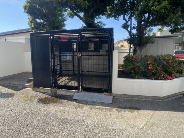 敷地内ゴミ置き場