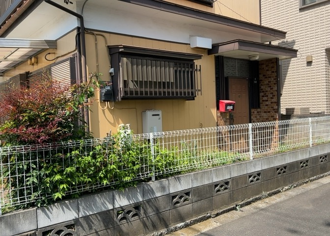 土地を買う際、住む地域の自治体や福祉の補助制度にも注目してみましょう。子供や老人の医療補助やゴミ出しのルールなど、自治体によってルールに大きな違いがあるため、暮らしやすい土地で判断するとよいでしょう。