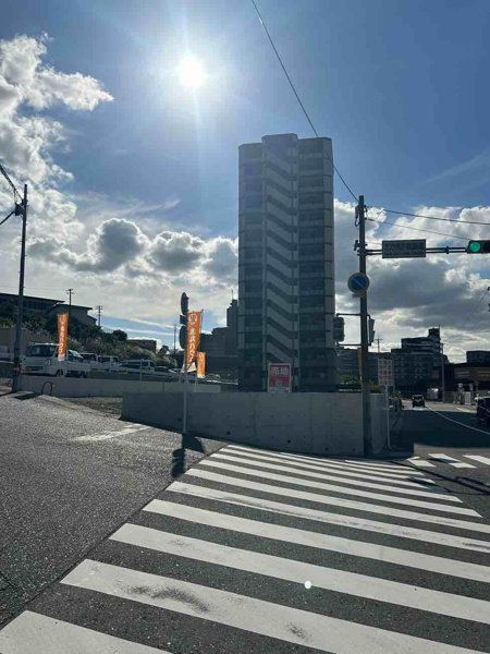 【葉山町二丁目（2期）の前面道路含む現地写真】