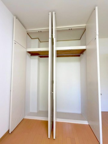 全居室収納と廊下収納屋小屋裏収納がございます！季節物の収納や行事用品の収納もスッキリできます！
