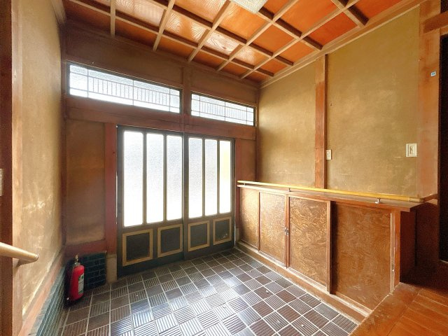 玄関